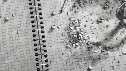 Artists Seeing Grid Paper Be Like: ‘Time to Flex’ 🎨🔥