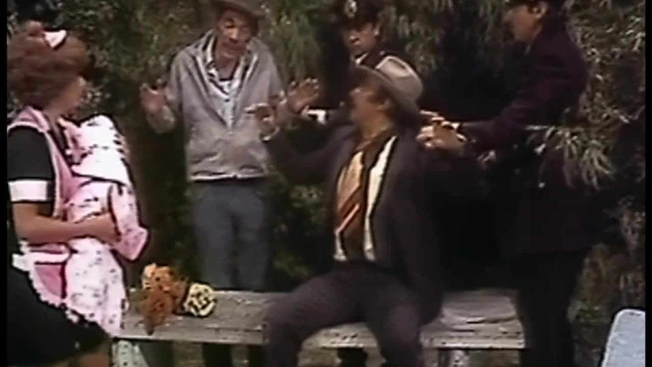 Chaves#09: Contrabandistas de Joias/Visita Importante1/Vizinha2 (1973)
