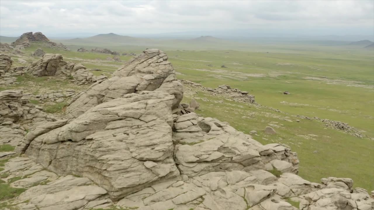 Mongolia- Living the Nomad life on the Mongolian steppe