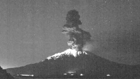 Japan's Sakurajima volcano erupts, sending smoke miles into the air