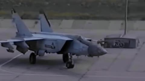 Ukrainian Mig 25 at Mauriopol Airbase(1996)