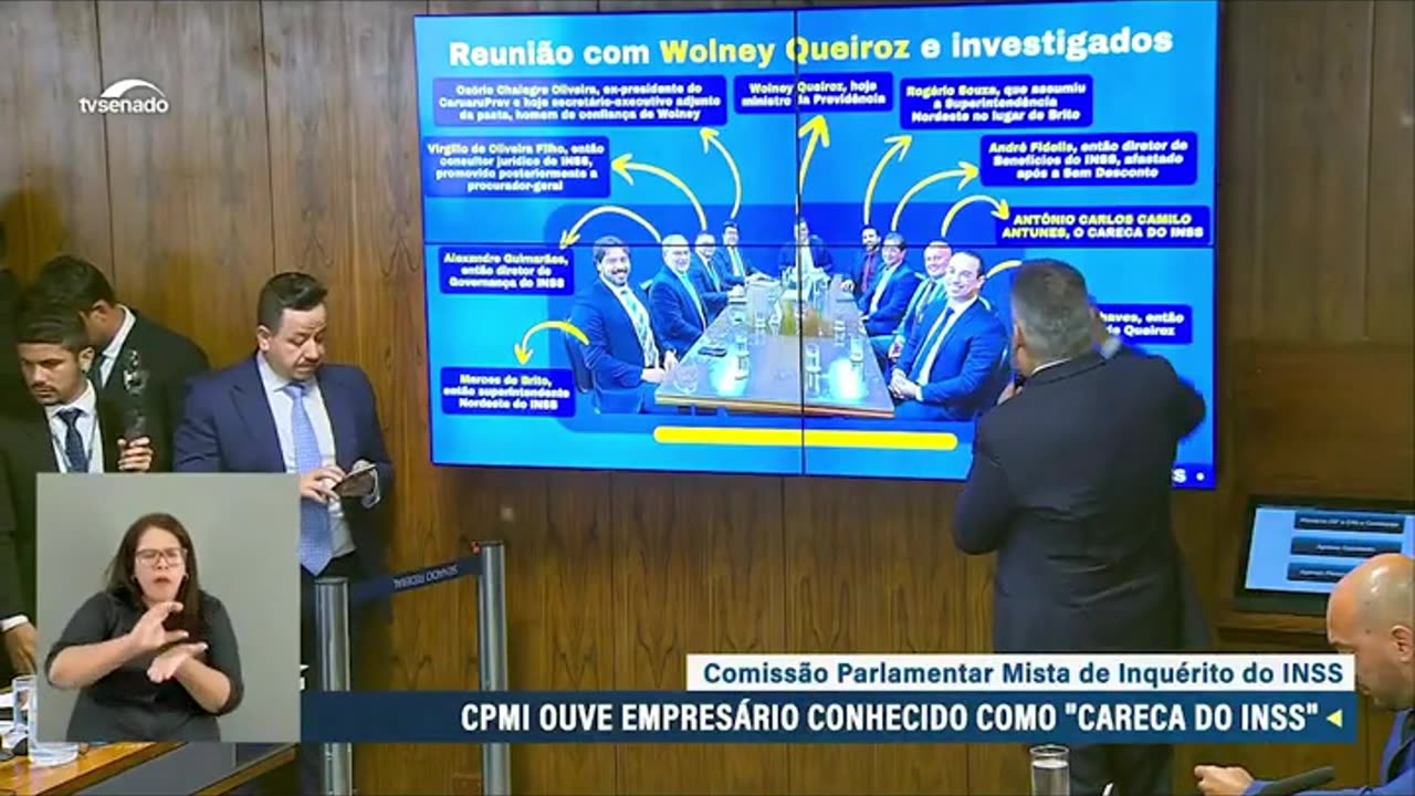 🚨 APENAS 13 DIAS DE DESGOVERNO E O CARECA JÁ ESTAVA COM LULA! 🚨