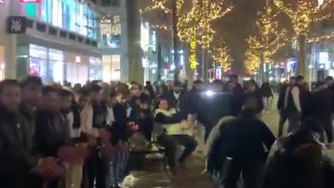 If this German Christmas market did not have giant concrete barriers on the roads you know what the invaders would be doing.