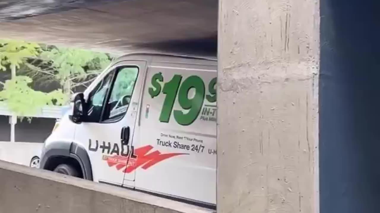 What a great driver 🥴😬