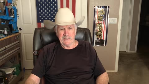 Why Is It Improper For Senators To Tell Troops To Refuse Unlawful Orders?