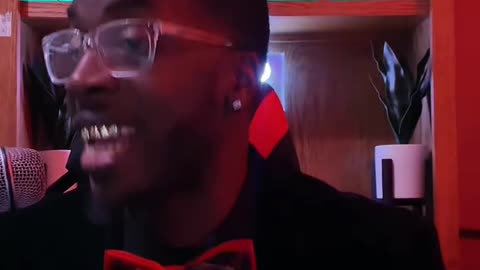 MC DATWAY WANTS MOMMA ACE TO KEEP HIS NAME OUT HER MOUTH LOL GOOD LUCK WITH THAT