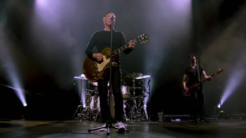 All I Want Is You - Bryan Adams (live)