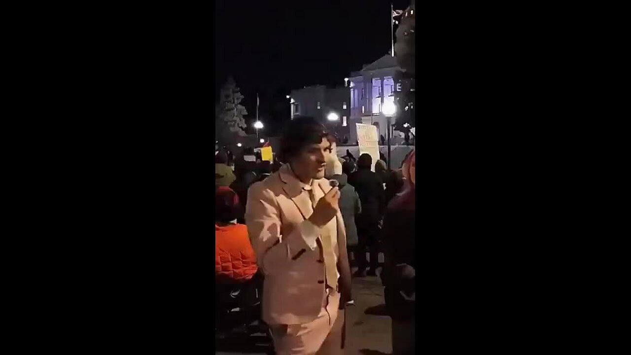 Protester: ‘Every Single Life Is Valuable … Except for ICE, Kill ICE Agents’