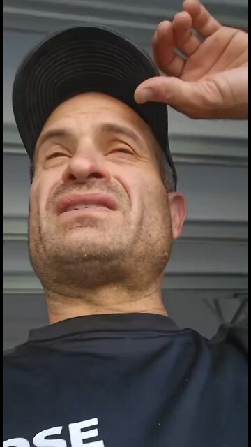 General contractor complains that ICE raids