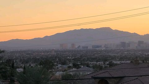 Did you see tonight's Las Vegas sunset? Check this out! 02.26.2025 #follow #lasvegas #travel #fyp