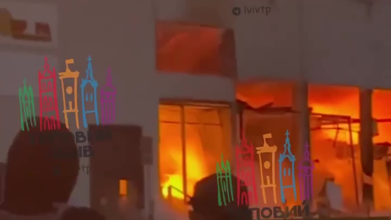 Massive Warehouse Belonging to Polish Company LPP On Fire in Lviv