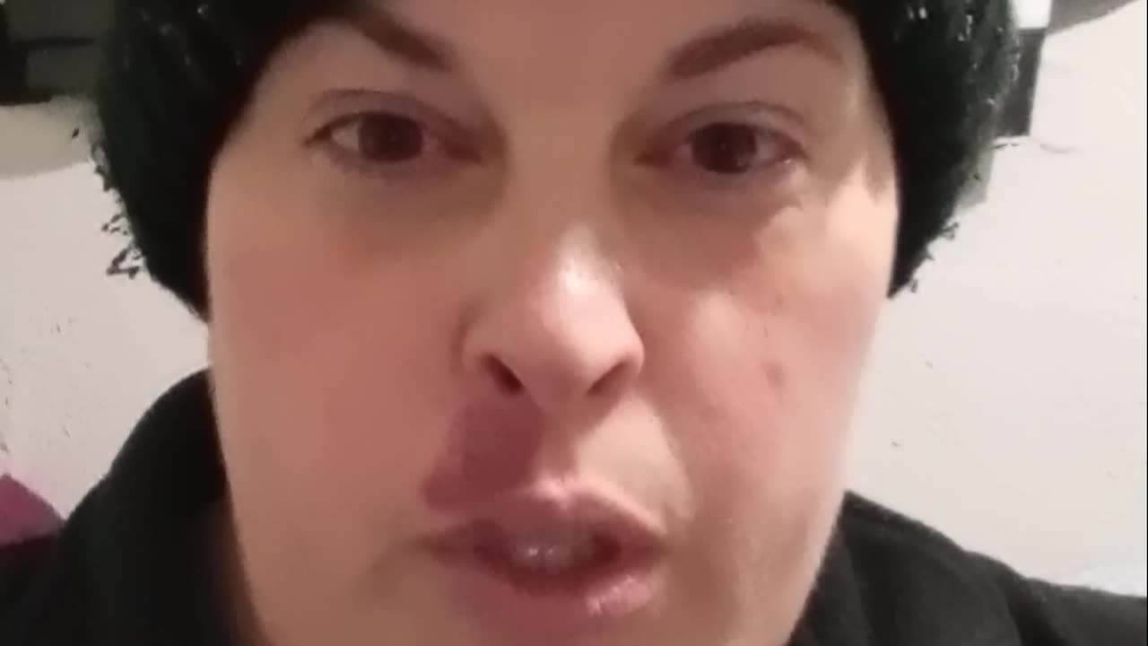 My Fellow Female Preppers! Why You Need A Jase Case!