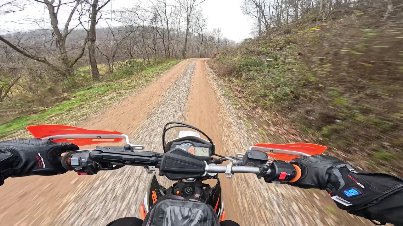 2016 KTM 690 Enduro R - Gravel Test