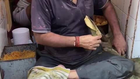 India Street Good With Angry Man😆