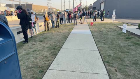 LIVE: Protesters Outside Broadview ICE Facility