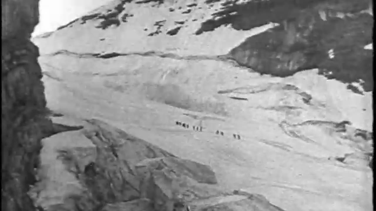 Canada's Mountain of T... - Canada's Mountain of Tears Mount Edith Cavell Going Up Mount - fc-fc-225