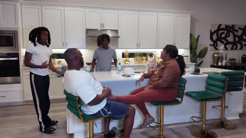 MAMADEE MAKES MIKE JEALOUS BY TELLING PAPA E TO DO EVERYTHING FOR HER 😭 *HILARIOUS*