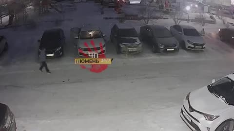 Kur cigarja të kalon para syve në një sekond! Rusi ndezi cigaren në makinë, por...