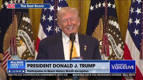 CROWD CHANTS 4 MORE YEARS FOR POTUS