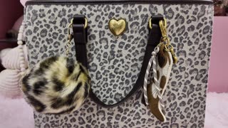 💕Betsey Johnson Tote Bag Clean Out & Featuring Read Your Heart Jewelry💕 WIMB