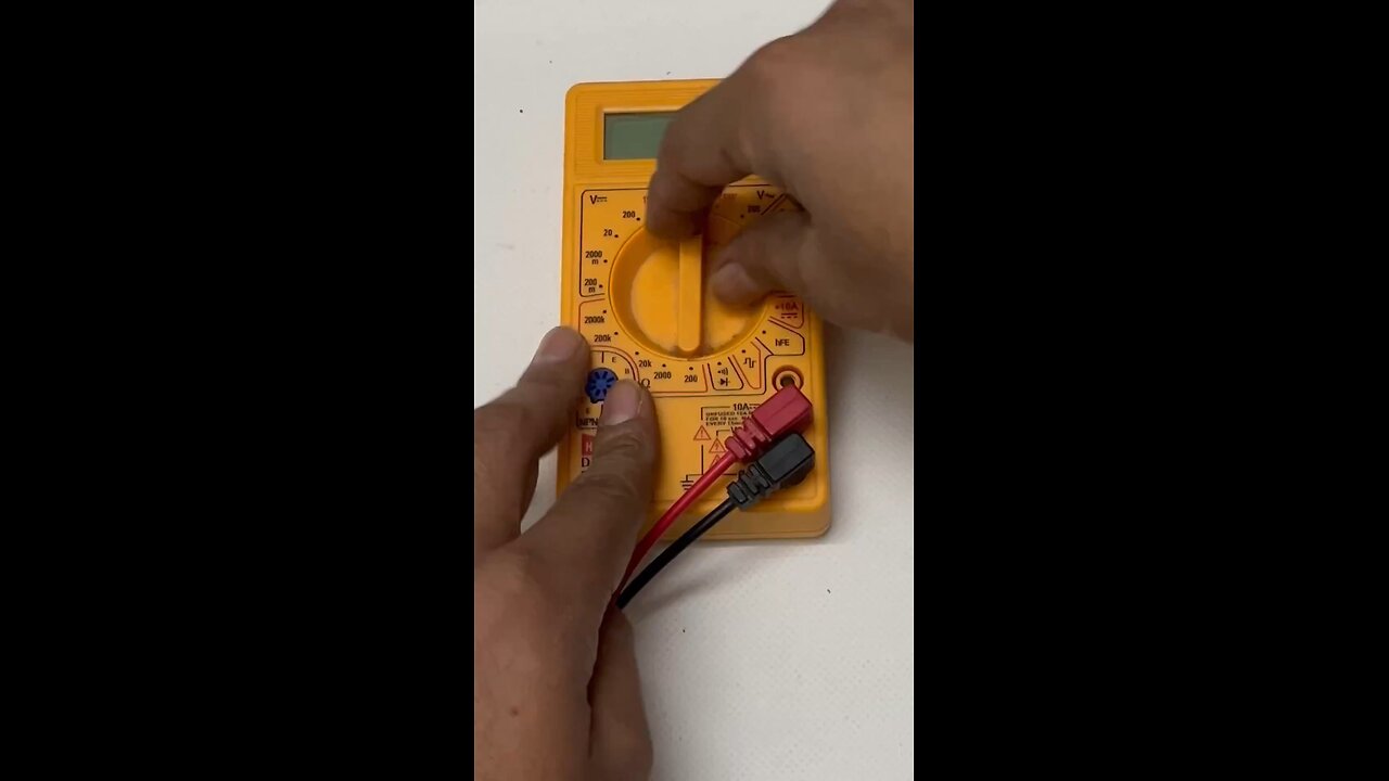 Basic multimeter use