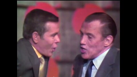 Johnny impersonates Ed Sullivan #johnnycarson #tonightshow #edsullivan