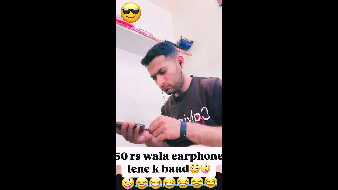 50 rs wala earphones lene pr 😳🤪