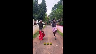 ചേട്ടാ മുണ്ട് മുണ്ട്...😂😂😂 #comedy #funnyvideos #shorts #dance #trending #mallu