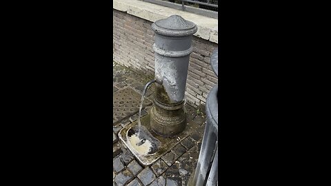 Roman aqueduct water public fountain