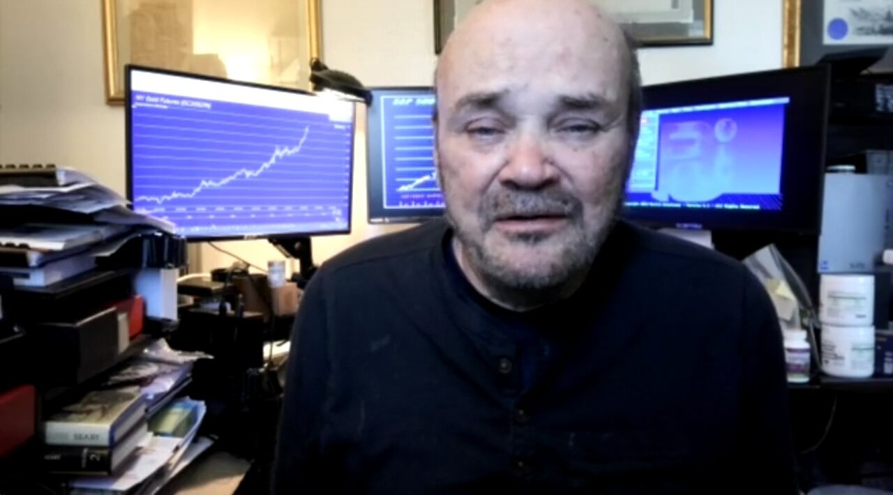Martin Armstrong ~ Silver backwards Gold UP| Bitcoin might be unsafe