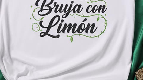 ¿Eres bruja pero con un toque ácido? Esta camiseta es tan tú #BrujaConLimón #EstiloMágico