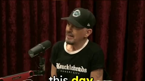 From Obscure to Millionaire Instantly - Billy Bob Thornton and Joe Rogan