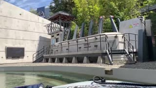 Bill Plays! I WOULD LIKE TO SHARE THIS VIDEO OF JURASSIC WORLD The Ride! BECUASE I AM A FAN!