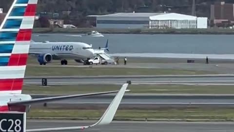 United Flight from Houston stopped due to bomb threat in DC