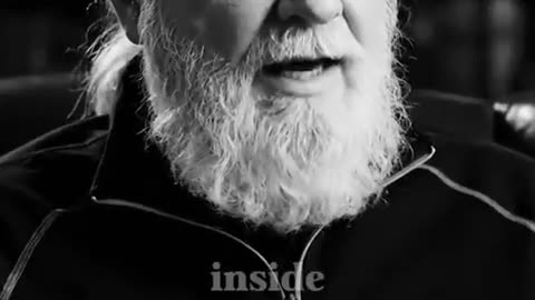 🟢 If You Meet A Man With Very Few Friends...