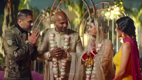 SHEESHE WALI CHUNNI (Video Song) YO YO HONEY SINGH SHEHNAAZ GILL GIRIK AMAN GLORY BHUSHAN K