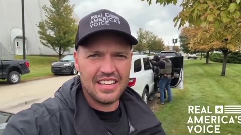 It’s absolutely INSANE that illegal immigrants are police officers in Illinois..