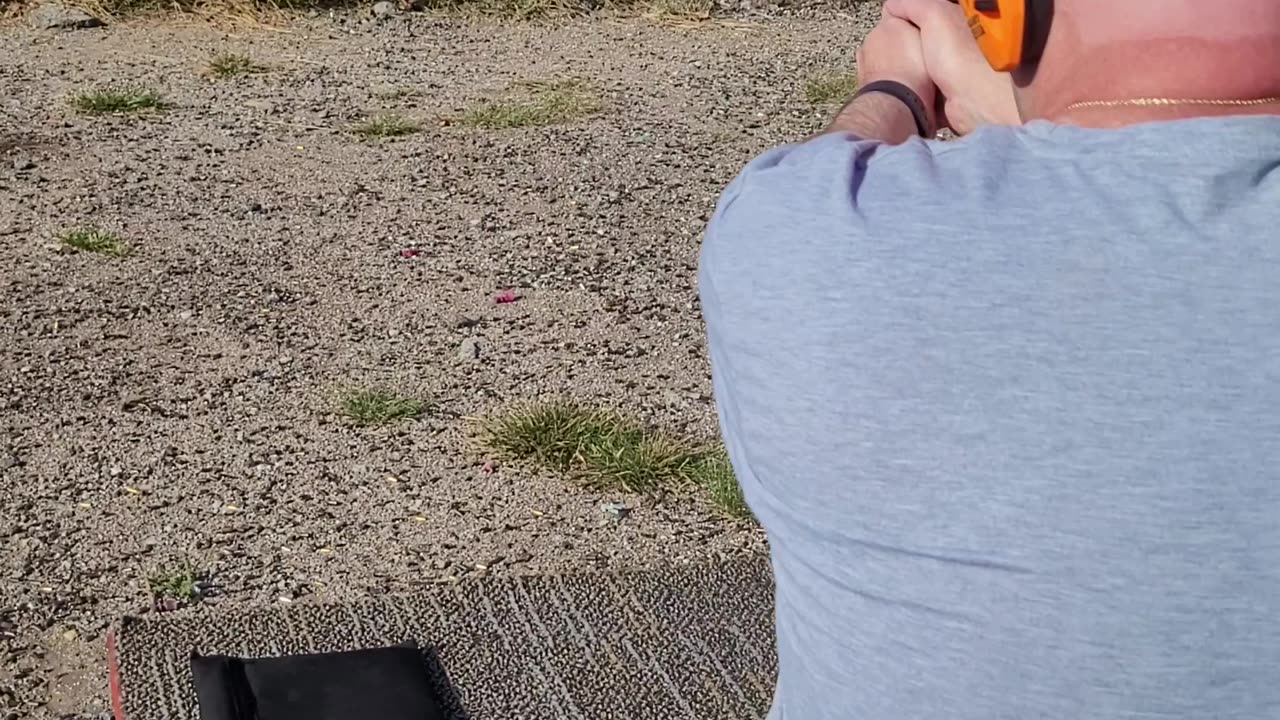 Gizzard Gary Shooting S&W Shield Plus 30 Super Carry