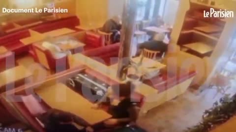 🇫🇷 BREAKING: This shocking video shows Algerian migrant