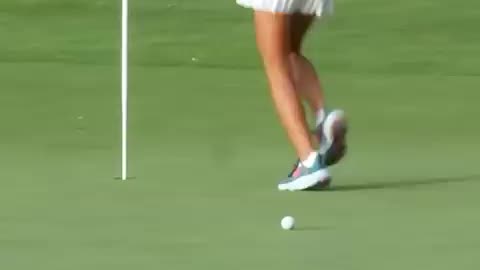 Amazing: INSANE trick shot by @gabbygolfgirl 🔥
