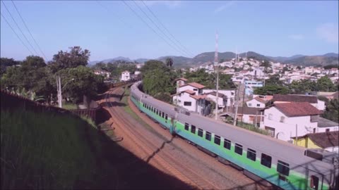 [013] Fundão, Espírito Santo, Brasil - Trem de passageiros da Vale - 12 de maio de 2018