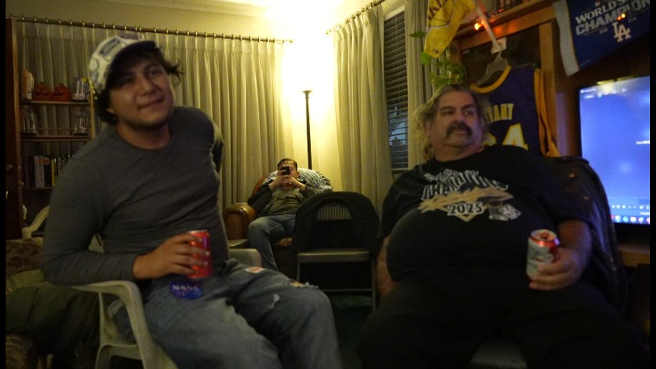 [ENG/ESP/日本語] Debate/Discussion Night (11-08-25)