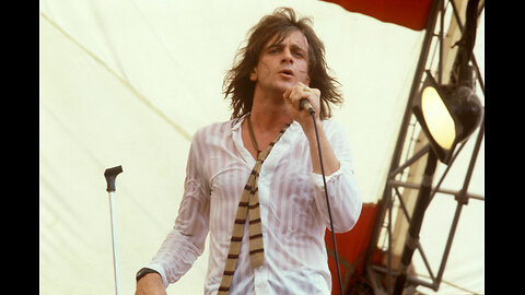 I THINK I’M IN LOVE WITH~ EDDIE MONEY ( LIVE )
			