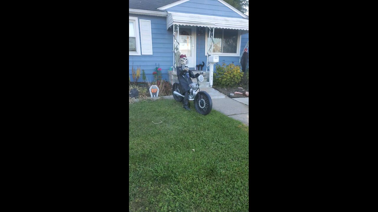 Dead Motorcycle Hombre