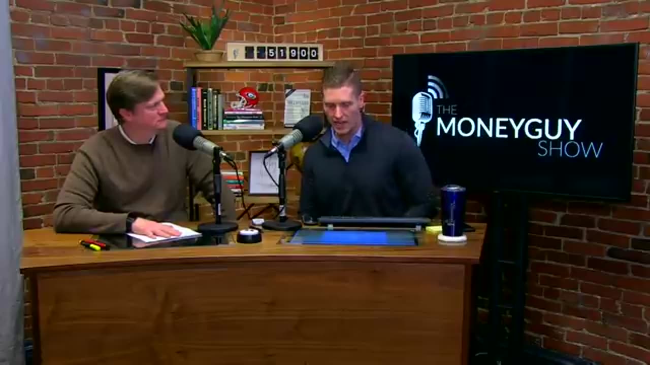 What Should You Do If Your Employer Doesn't Offer an HSA?! #AskTheMoneyGuy