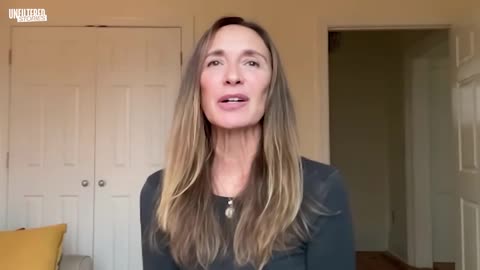 Anneke Lucas - ,,eladtak egy sátánista szektának"