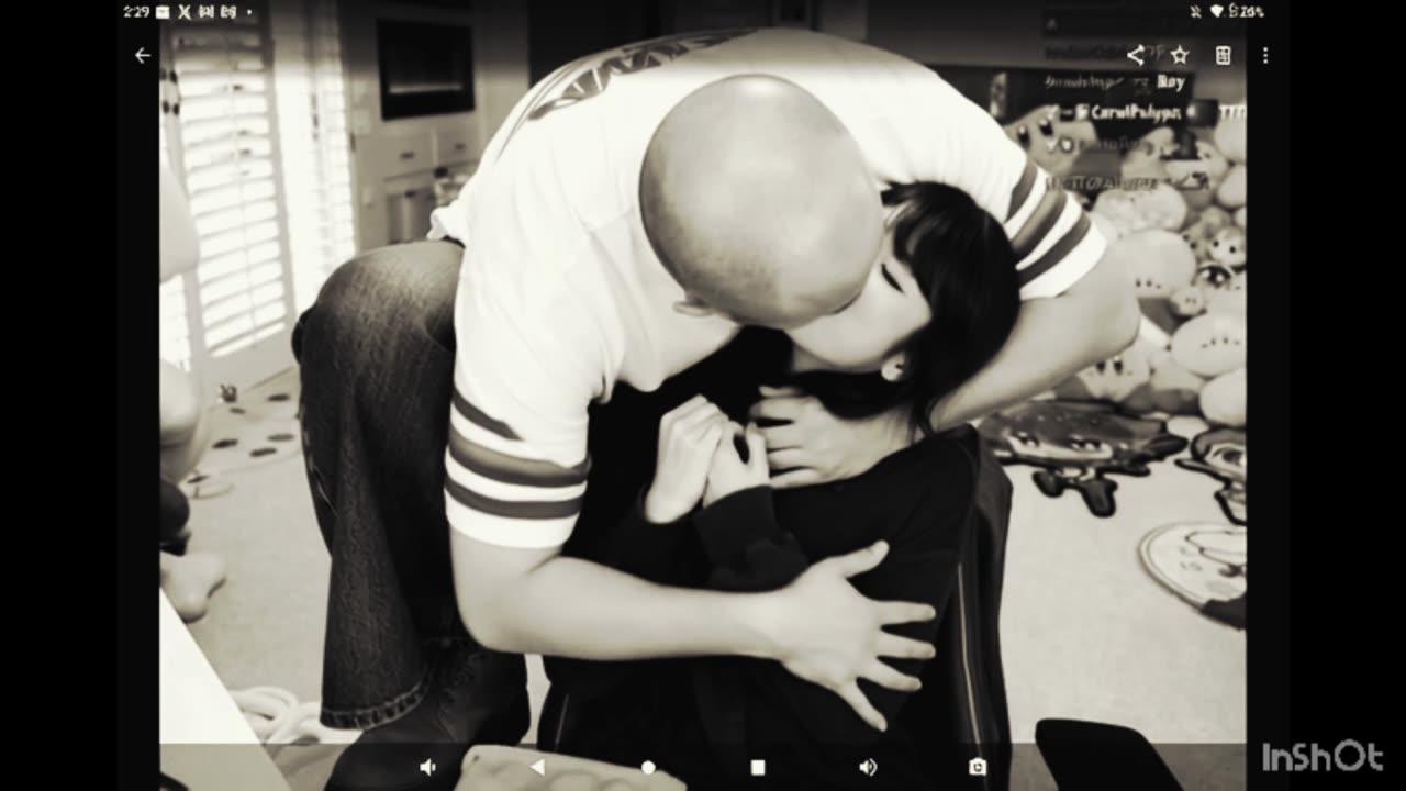 BLACK AND WHITE Emiru in the multiverse, wanting a SA, Kirby joins in