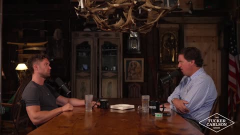 Tucker talks to Chris Williamson on Gender roles and nature