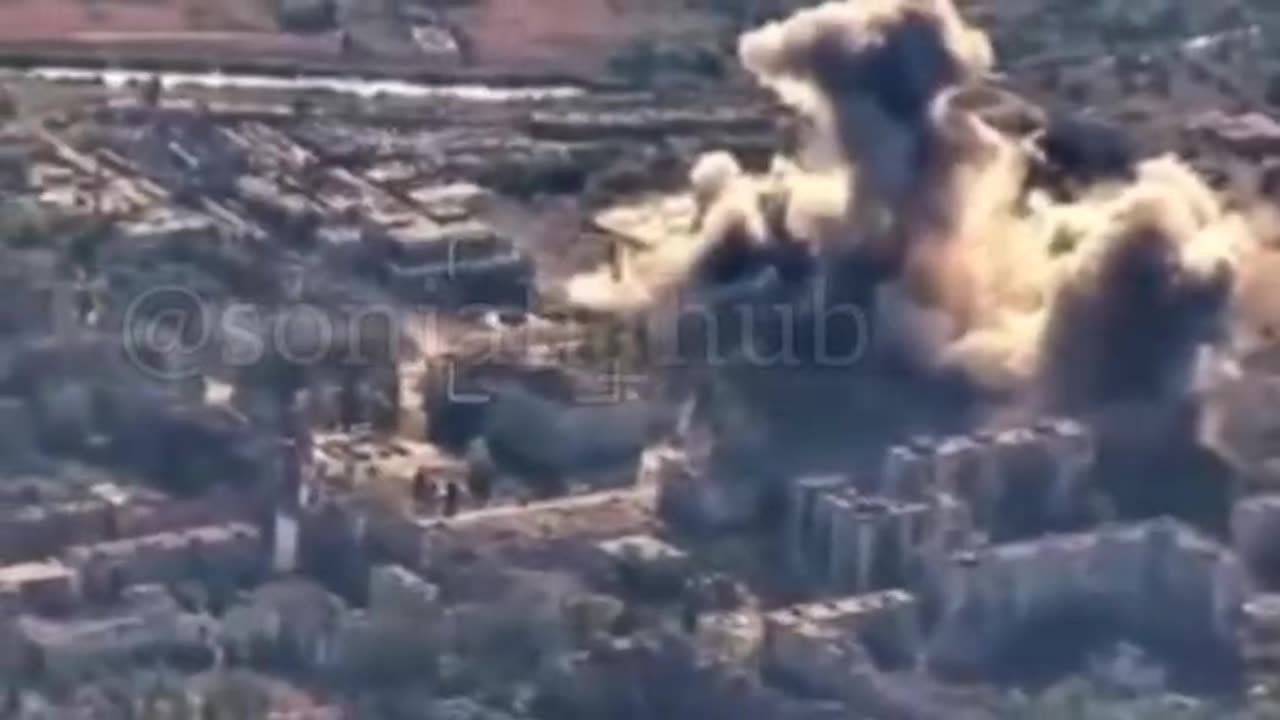 Ukrainian Su27 Dropping GBU-62 Guided Bombs on Russian Outpost