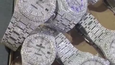 What Justin Bieber sends his money on